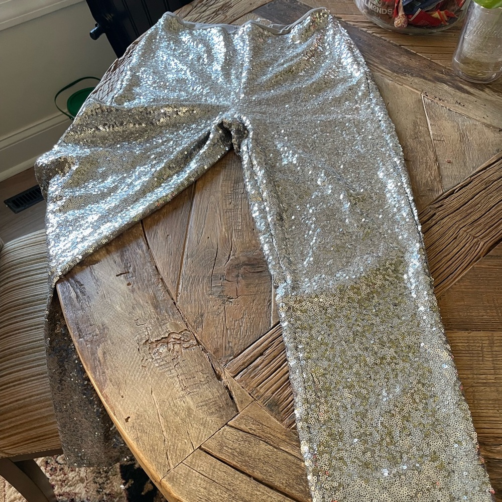 Aqua Silver Sequin Pants From Bloomingdales Excellent Condition NWOT